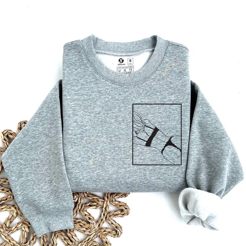 Custom-Designed Sexy Photo Embroidered Sweatshirt, A Perfect Christmas Gift For Your Boyfriend/Husband.