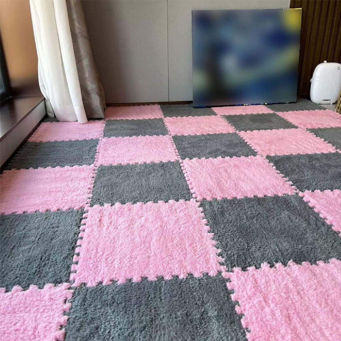 Emmaelly 10pcs Plush Puzzle Foam Floor Mat, Soft Fluffy Interlocking Square Foam Tiles Area Rugs Carpet for Parlor Bedroom Decoration(11.8x11.8in, Grey&Pink)