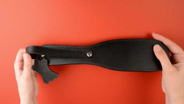 UberKinky Saddle Leather Paddle | UberKinky