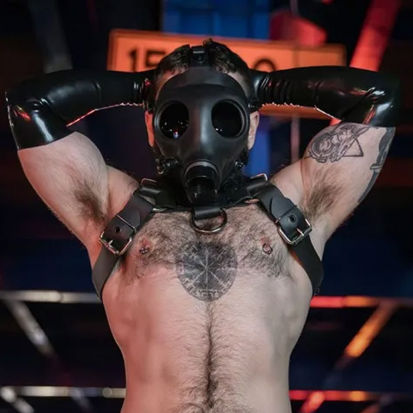 Mr.S Leather Blackout Gas Mask