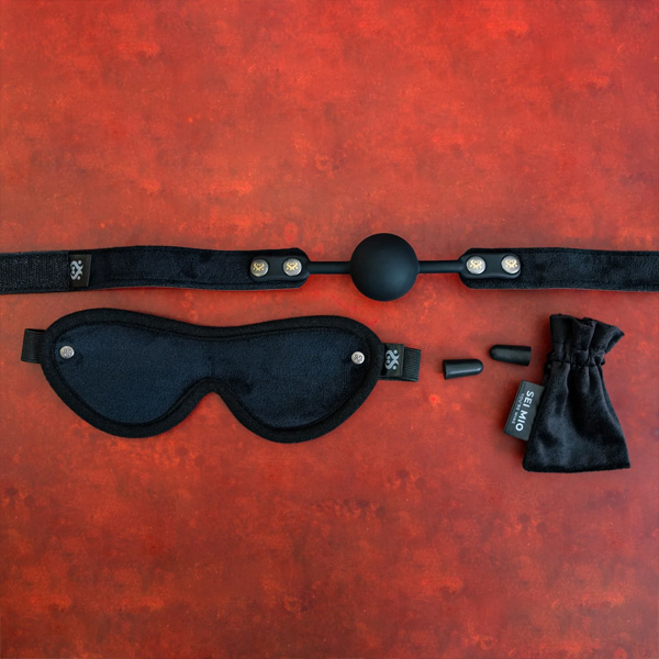 SEI MIO - Sensory Surrender - Blindfold, Gag and Earplug Kit (3 piece)