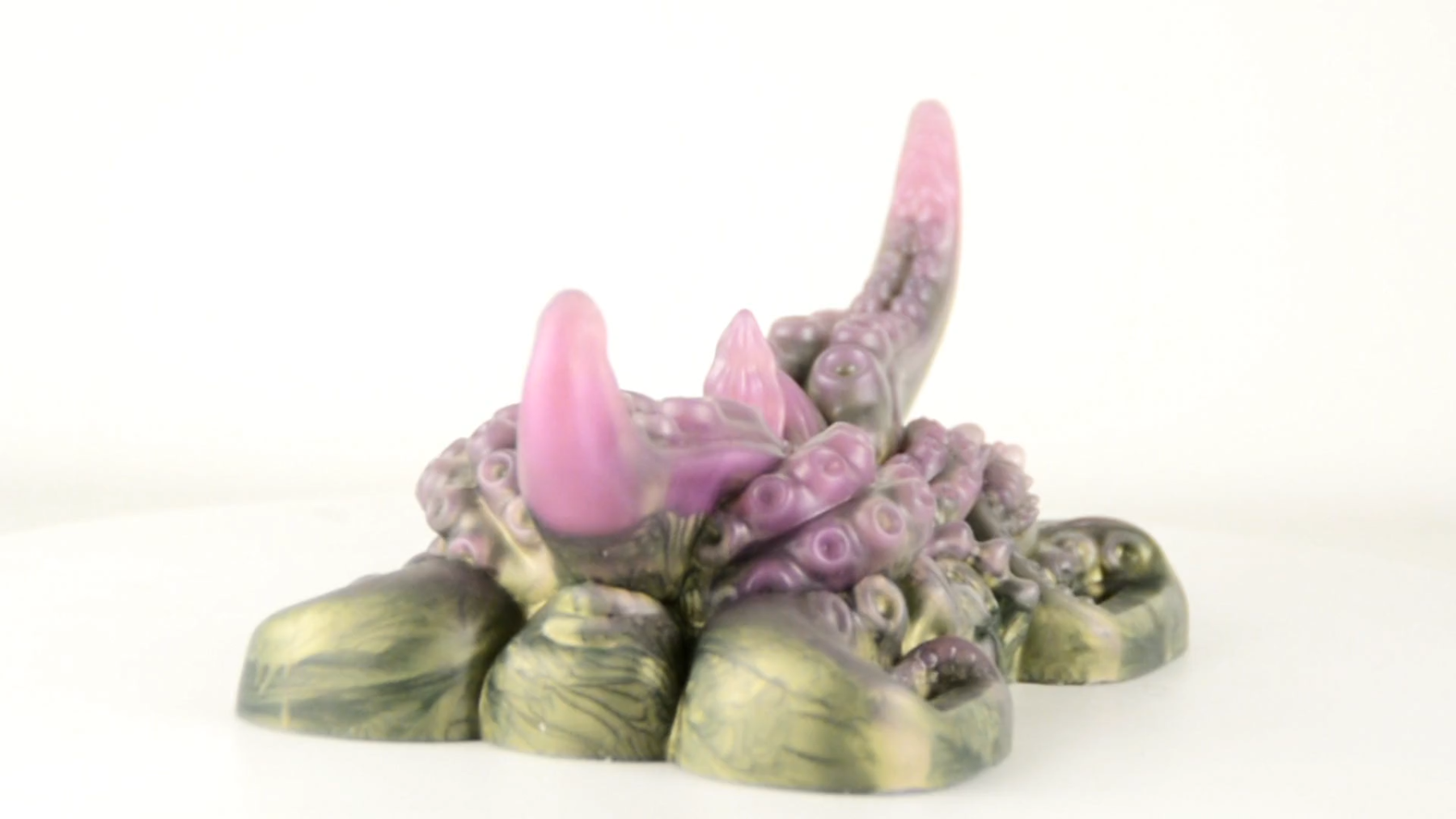 Sinnovator Scylla Platinum Silicone Tentacle Grinder