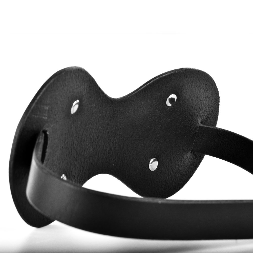 UberKinky Saddle Leather Blindfold | UberKinky