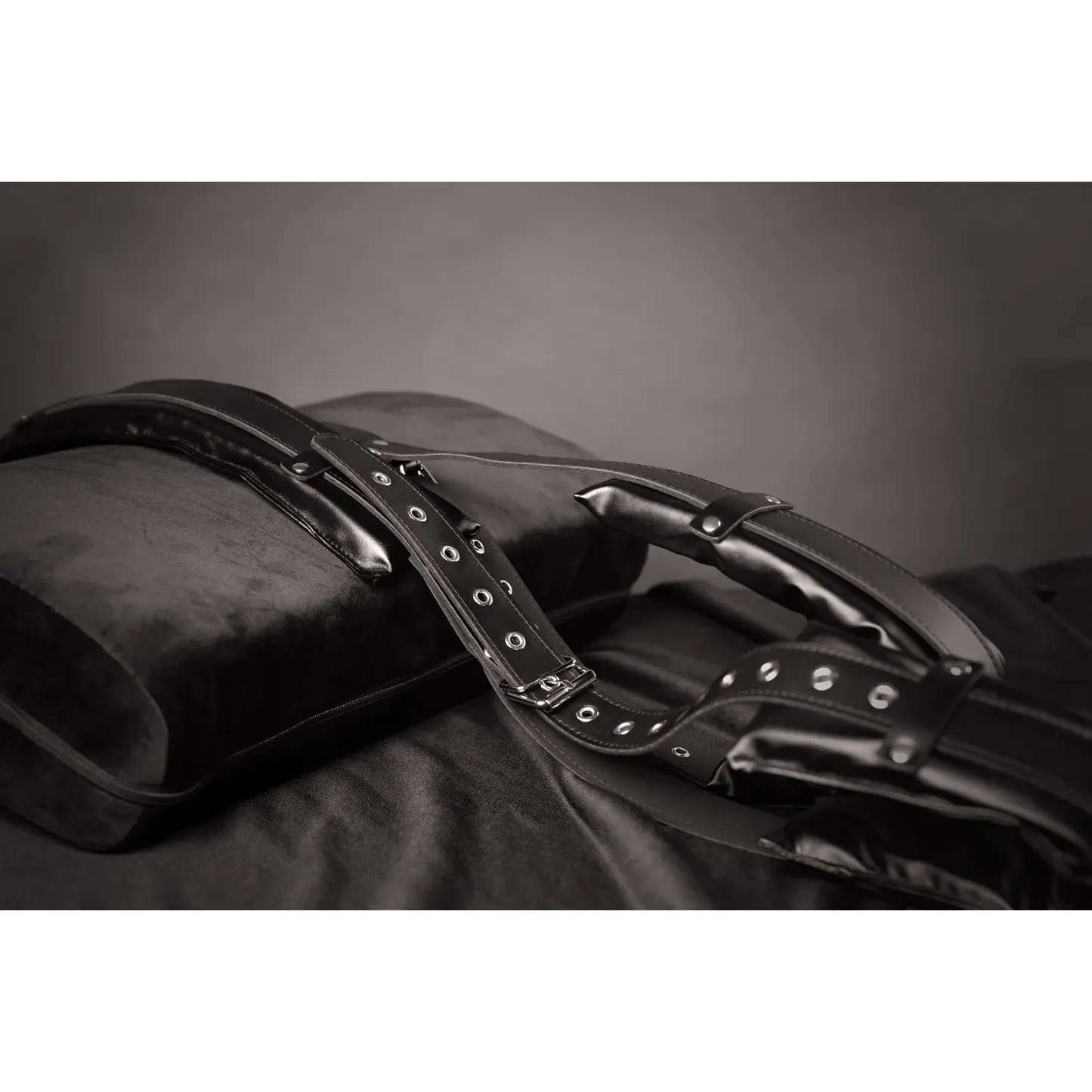 Padded Thigh Sling with Adjustable Straps - Black