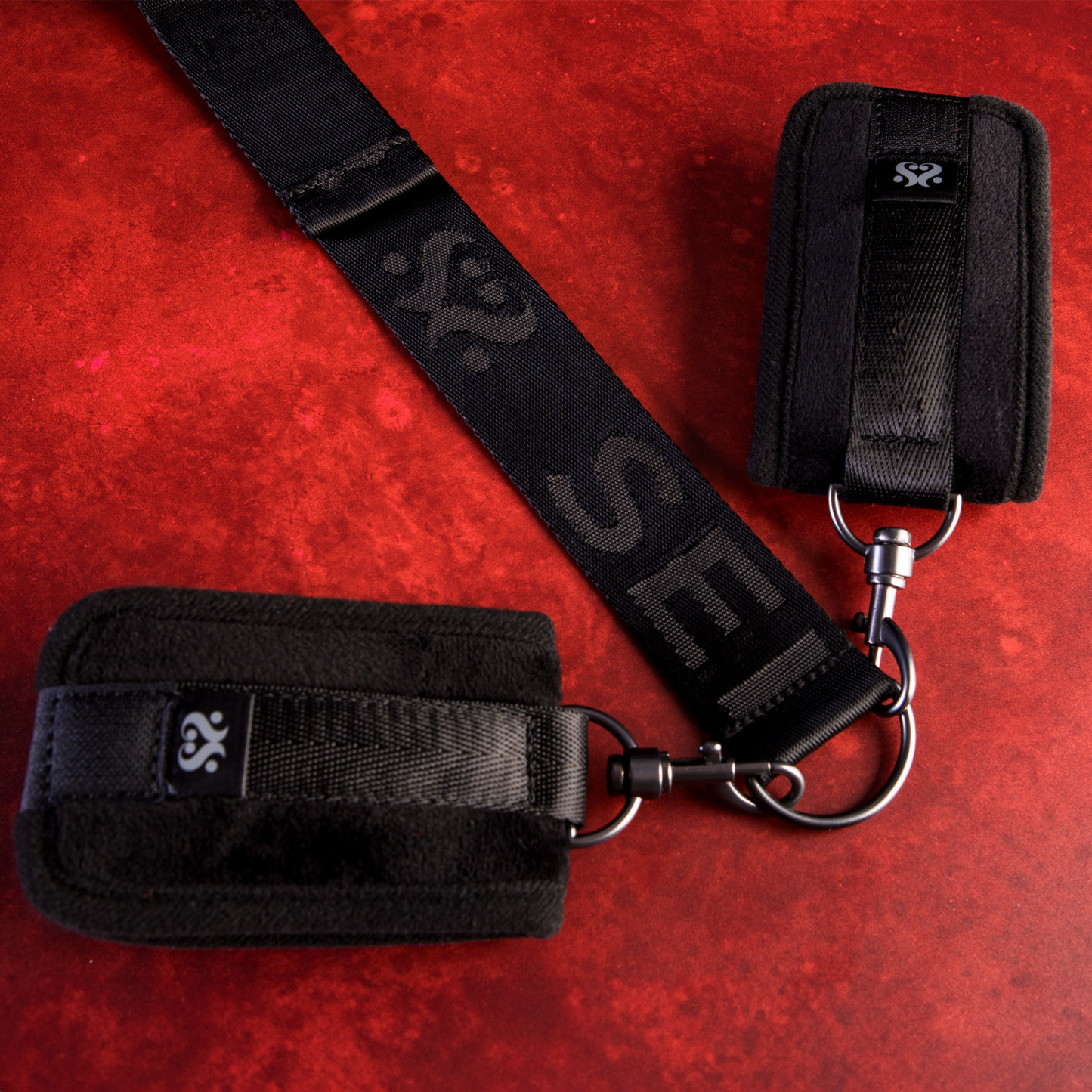 SEI MIO - Neck Firmly in Check - Adjustable Neck & Wrist Restraint Kit