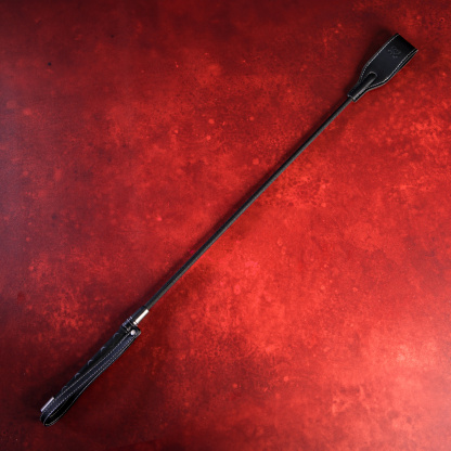 SEI MIO - Rein in Desire - Faux Leather Riding Crop