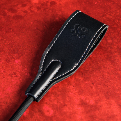SEI MIO - Rein in Desire - Faux Leather Riding Crop