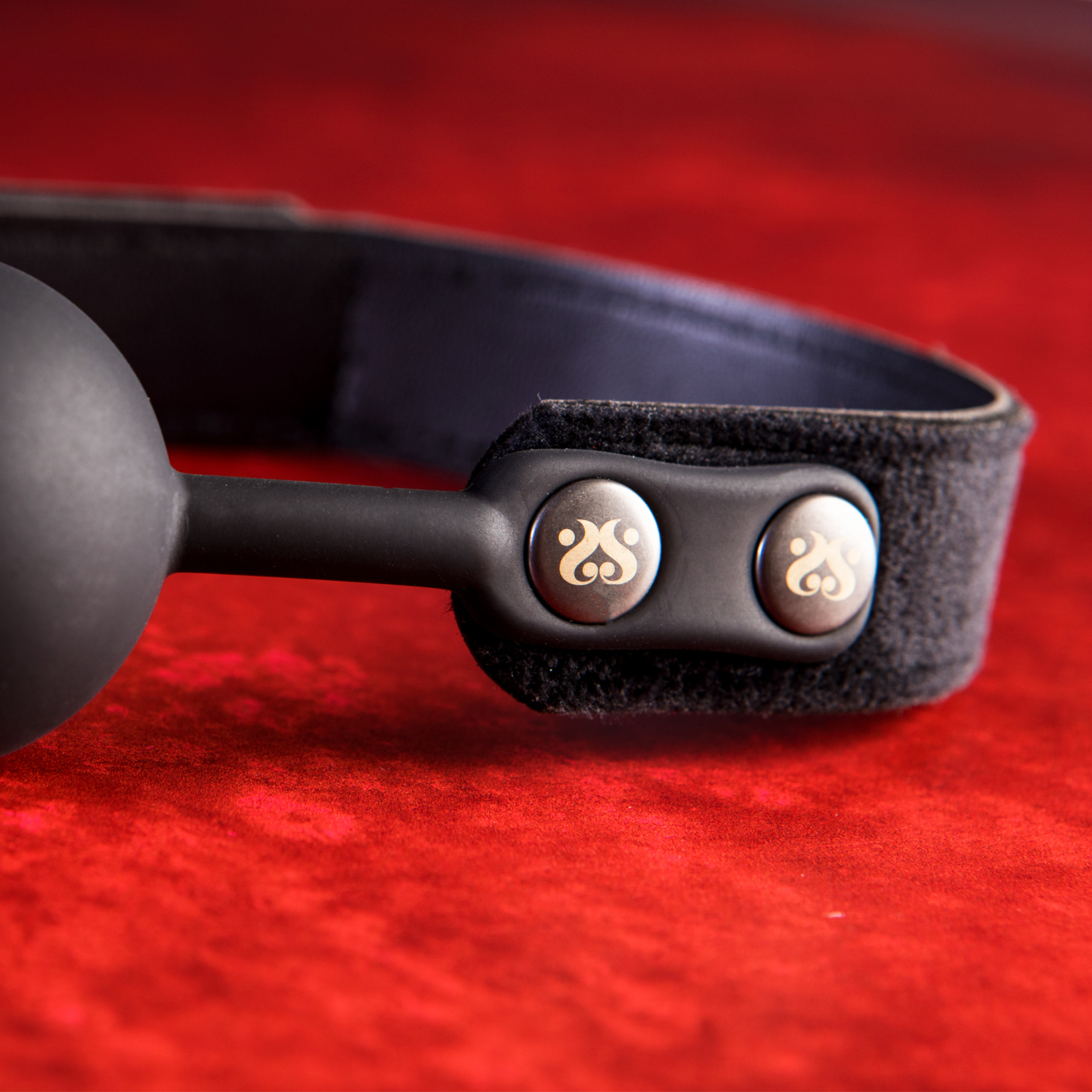 SEI MIO - Strictly Come Quietly - Soft Strap Silicone Ball Gag