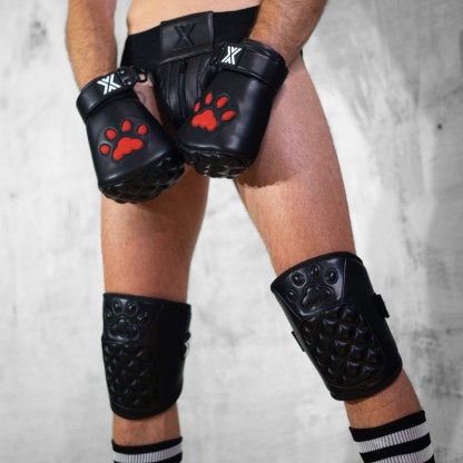 Boxer Barcelona PUX Puppy Mittens | Black/Red
