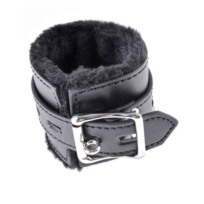 Fetish Fantasy Limited Edition Cumfy Cuffs