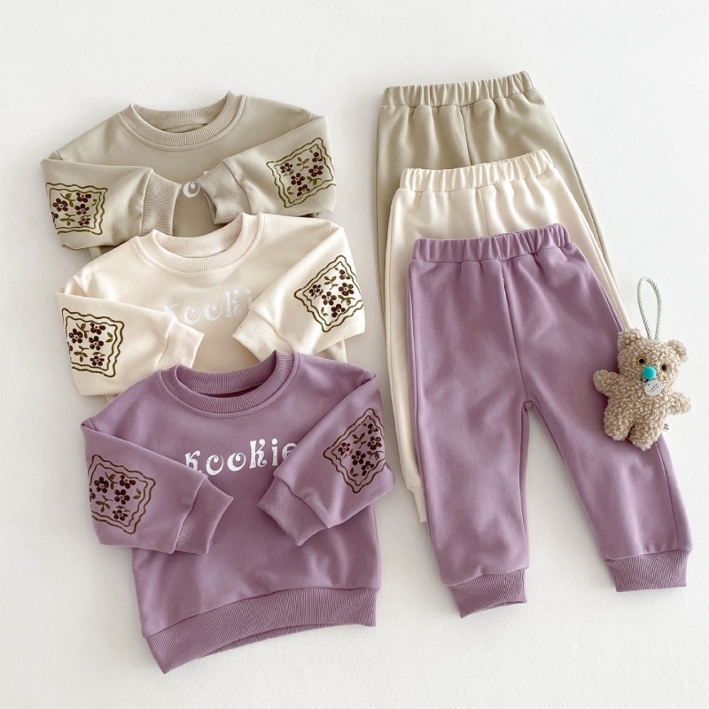 2pcs Baby Girl Alphabet Cuff Print Set