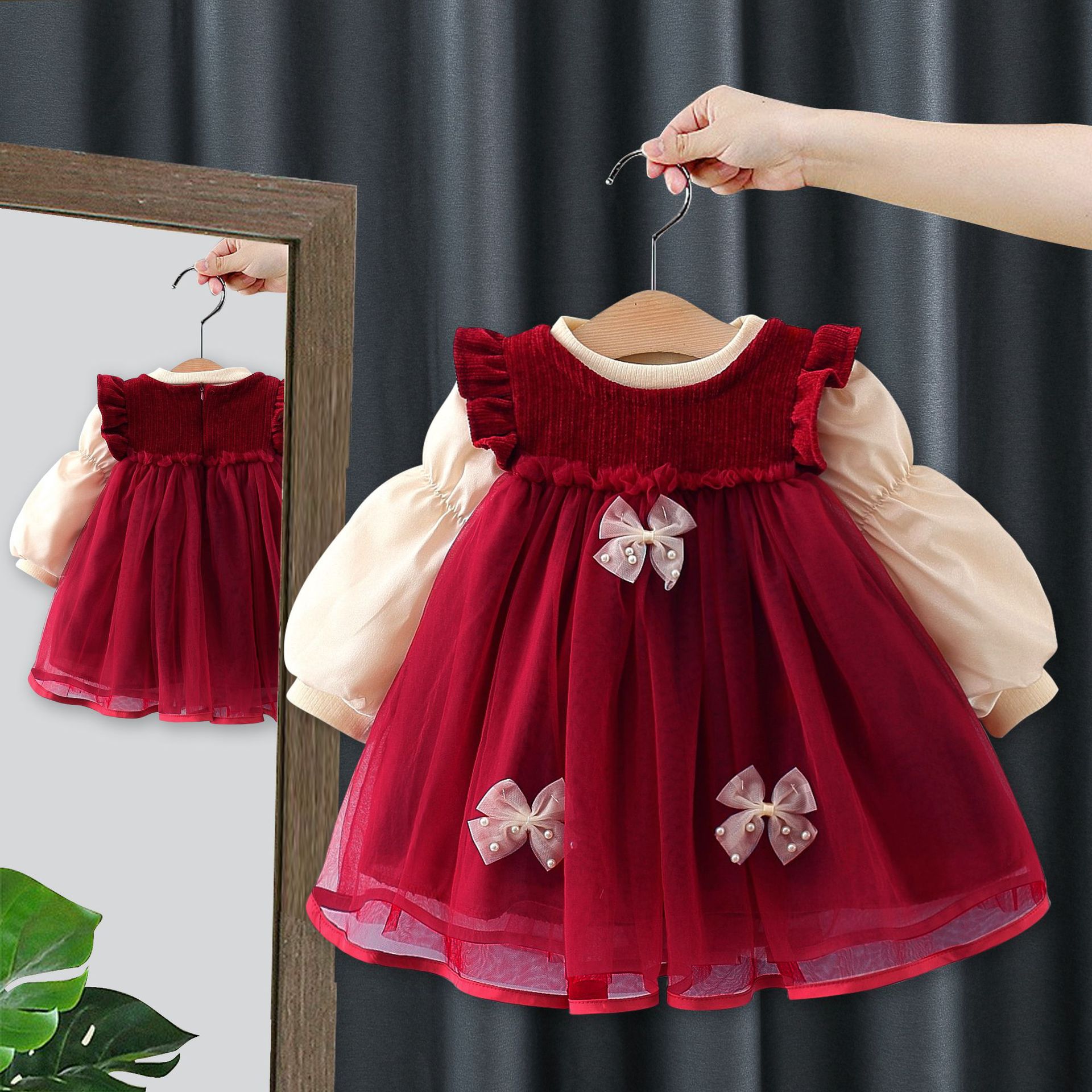 2pcs Baby Girl Padded Vest Dress Bottom Shirt Set