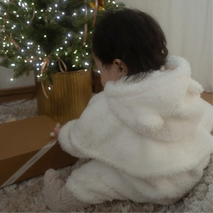 Baby Plush Thickened Bodysuit with Bear Cape Set