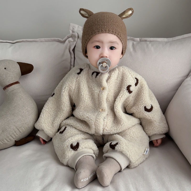 Baby Cute Moon Embroidery Padded Warmth Romper