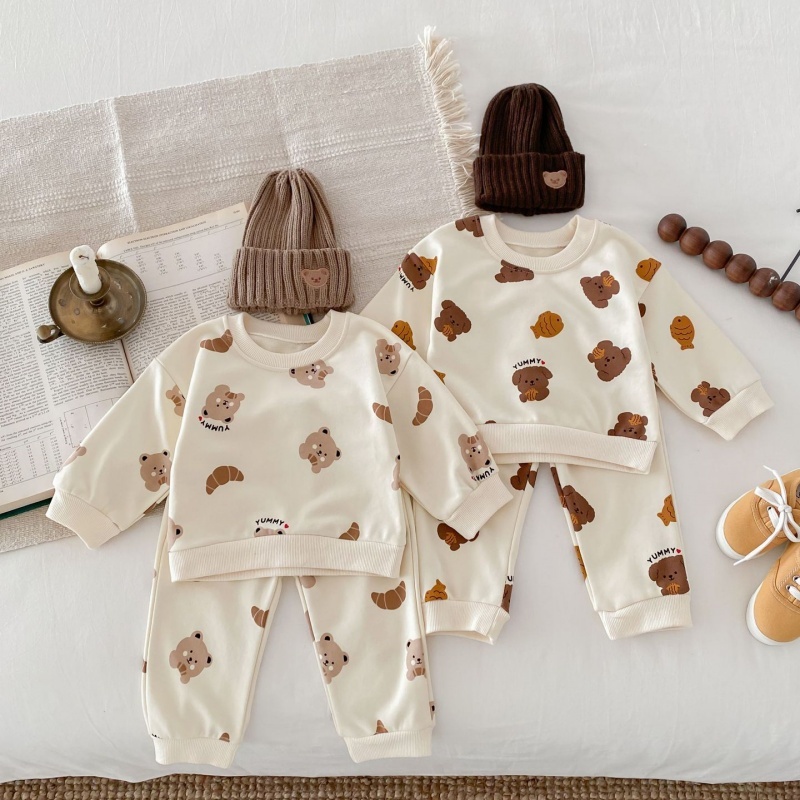 2pcs Baby Girl/Boy Full-printed Cartoon Bear Round Neck Long Sleeve Set