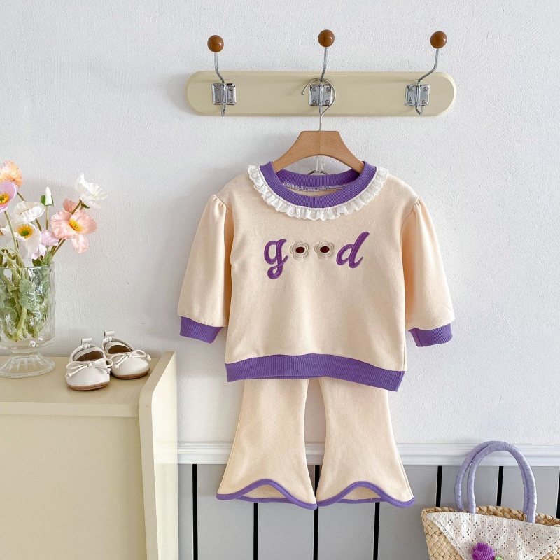 2pcs Baby Girl Lace Crew Neck Top Flared Pants Long Sleeve Set