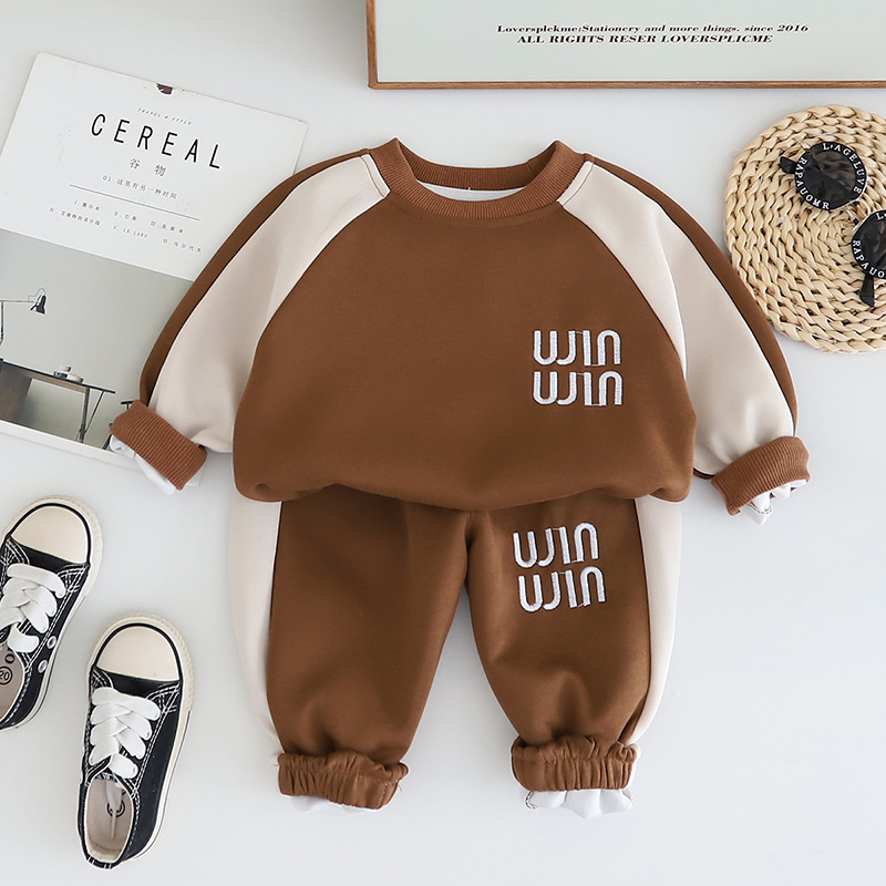 2pcs Baby Boy Long Sleeve Embroidered Letter Round Neck Set
