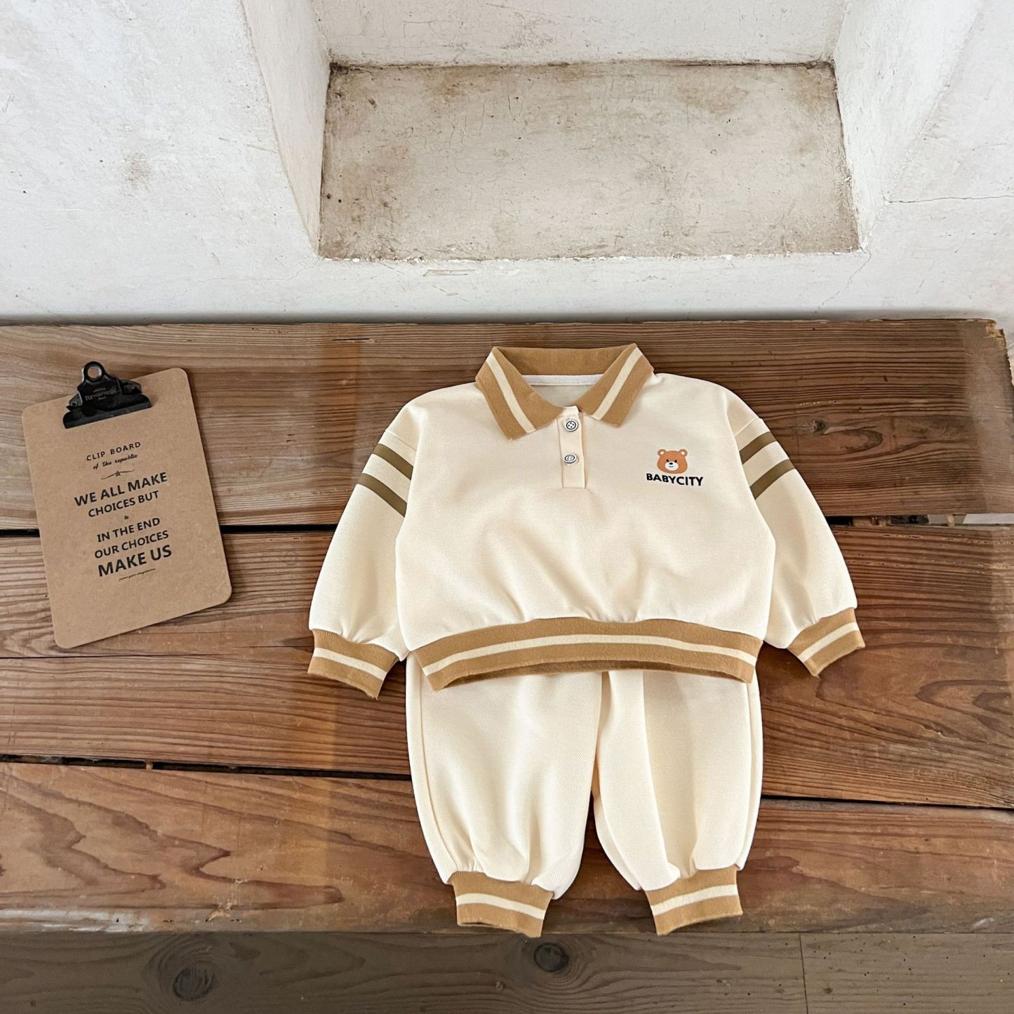 2pcs Baby Lapel Top and Loose Trousers Set