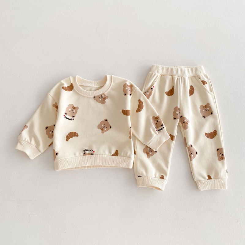 2pcs Baby Girl/Boy Full-printed Cartoon Bear Round Neck Long Sleeve Set