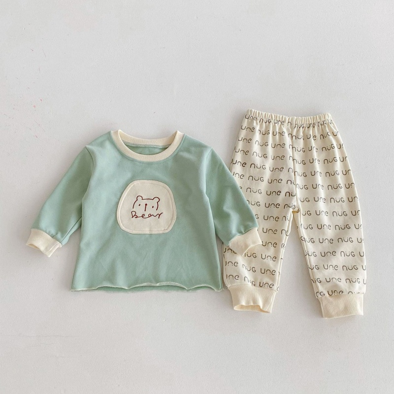 2pcs Baby Girl/Boy Cartoon Bear Sweatshirt Letter Long Sleeve Set