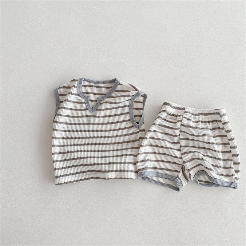 2pcs Baby Boy/Girl Stripe Clash Vintage Sleeveless T-Shirt with Pant Set