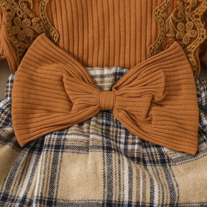 2pcs Baby Girl Long Sleeve Lace Lace Plaid Triangle Bodysuit Autumn and Winter Girls Pit Stripes Bow Tie With Hairband Bodysuit Set