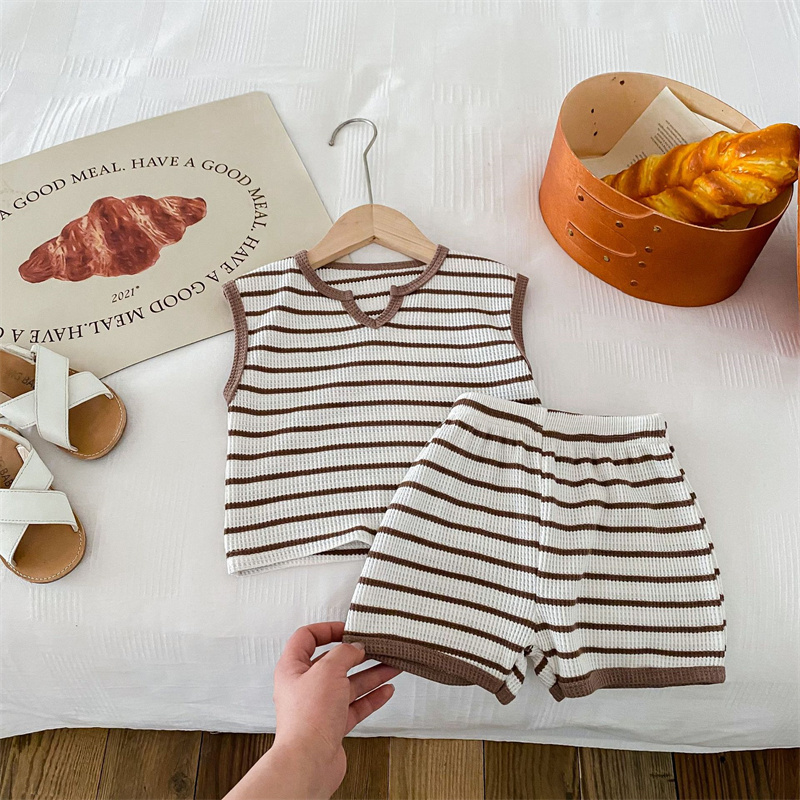2pcs Baby Boy/Girl Stripe Clash Vintage Sleeveless T-Shirt with Pant Set