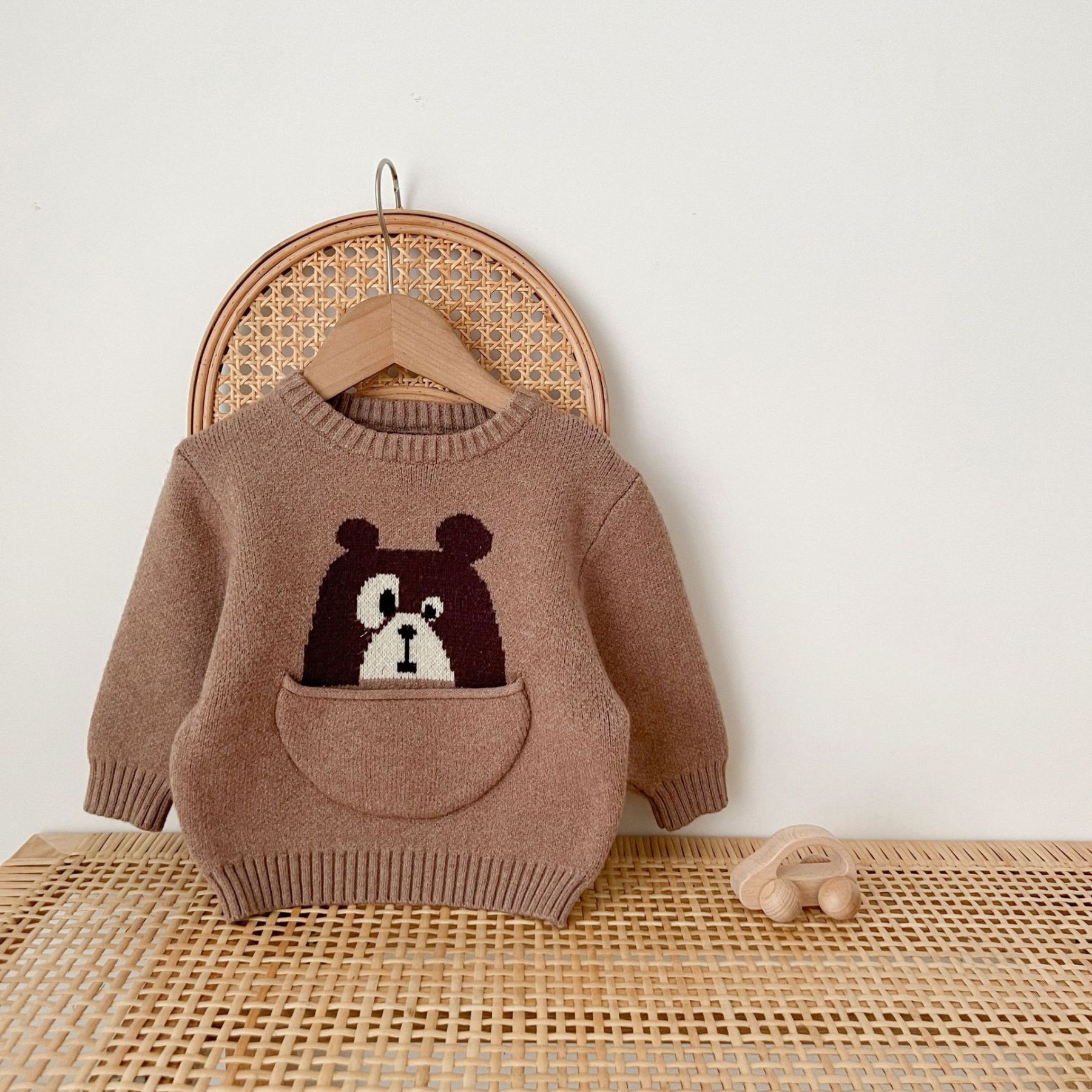 Baby Cartoon Animals Pocket Sweatshirt-kissminis