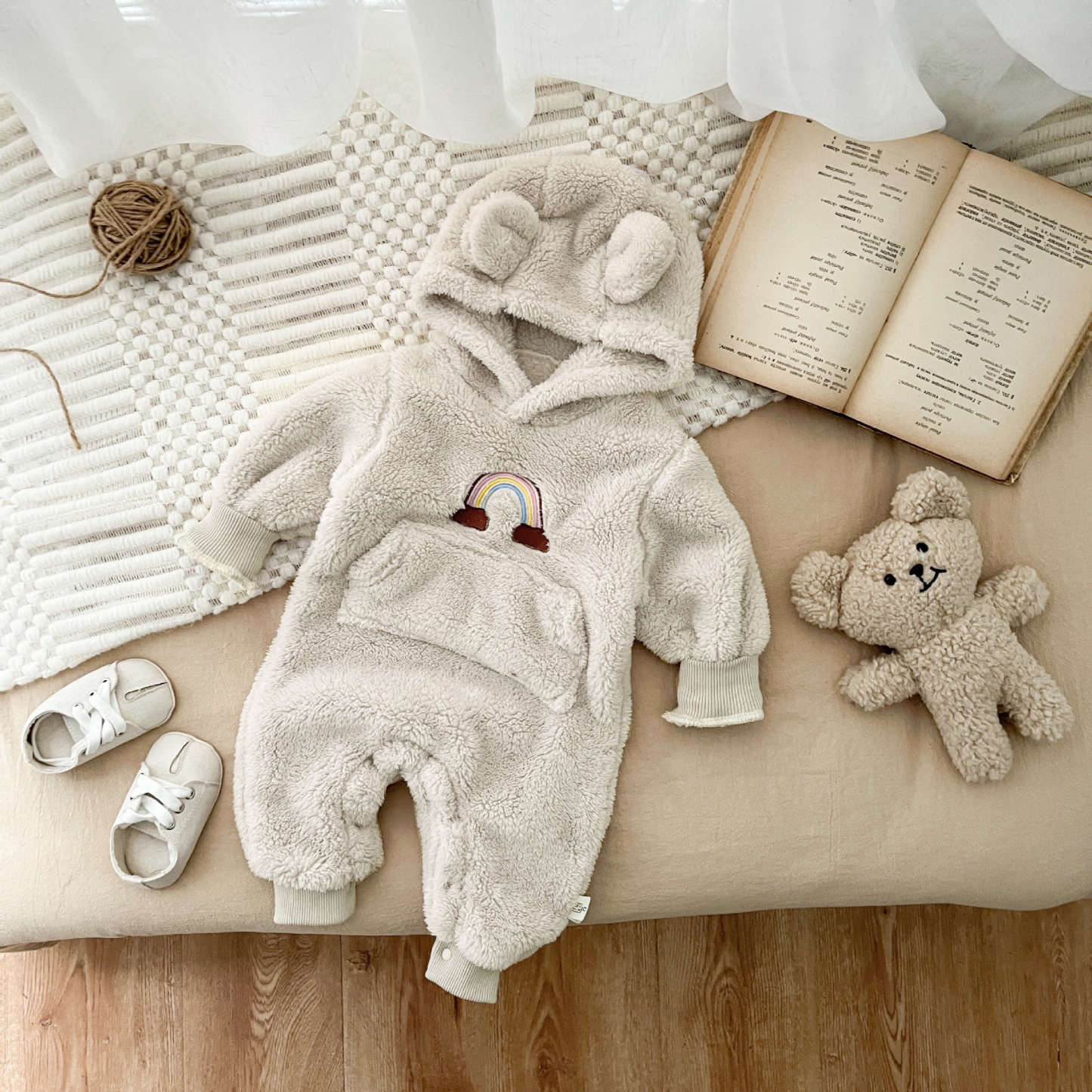 Baby Boy/Girl Cute Bear Design and Rainbow Pattern Fluff Long Sleeve Hooded Romper-kissminis