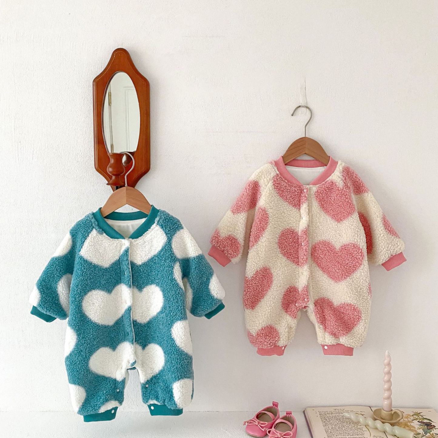 Baby Boy/Girl Winter Heart Graphic Fluff Long Sleeve Romper-kissminis