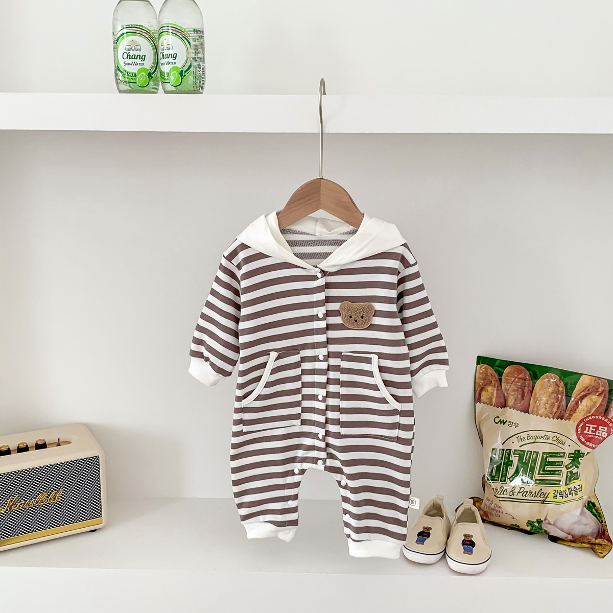 Baby Boy/Girl Cartoon Bear Graphic Hooded Long Sleeve Romper-kissminis