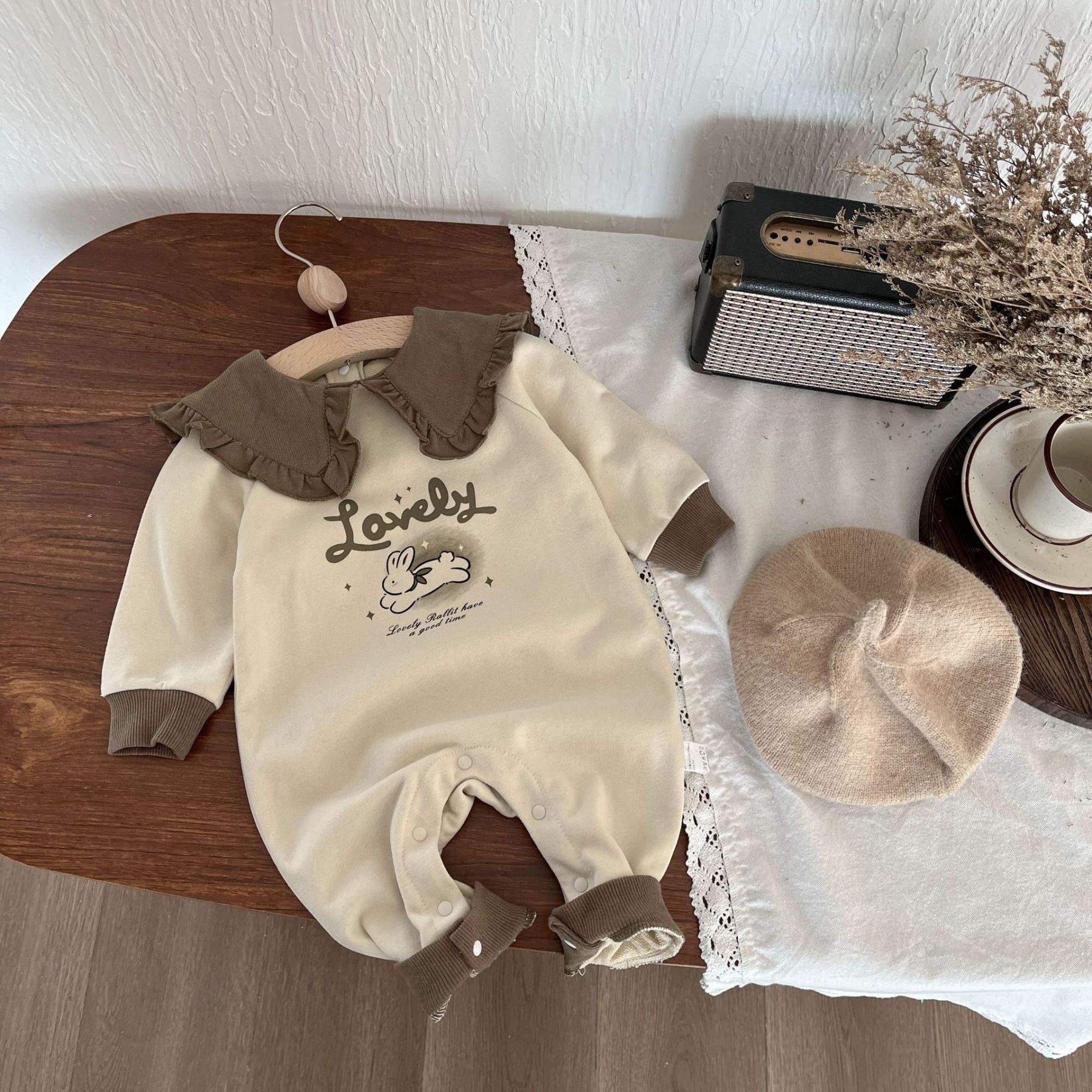 Baby Girl Lovely Rabbit Graphic Romper-kissminis
