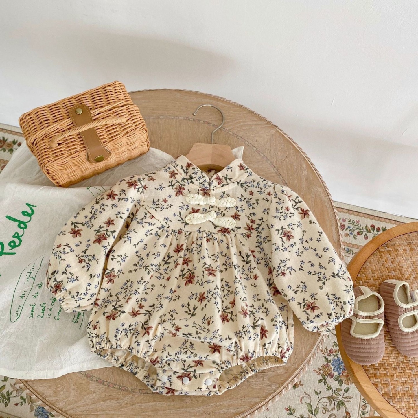 Baby Girl Cheongsam Buckle Overall Floral Puff-sleeve Long Sleeve Simple and Fresh Bodysuit