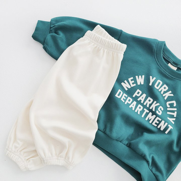 2pcs Baby Alphabet Sweatshirt and Leg-bound Pants Set-kissminis