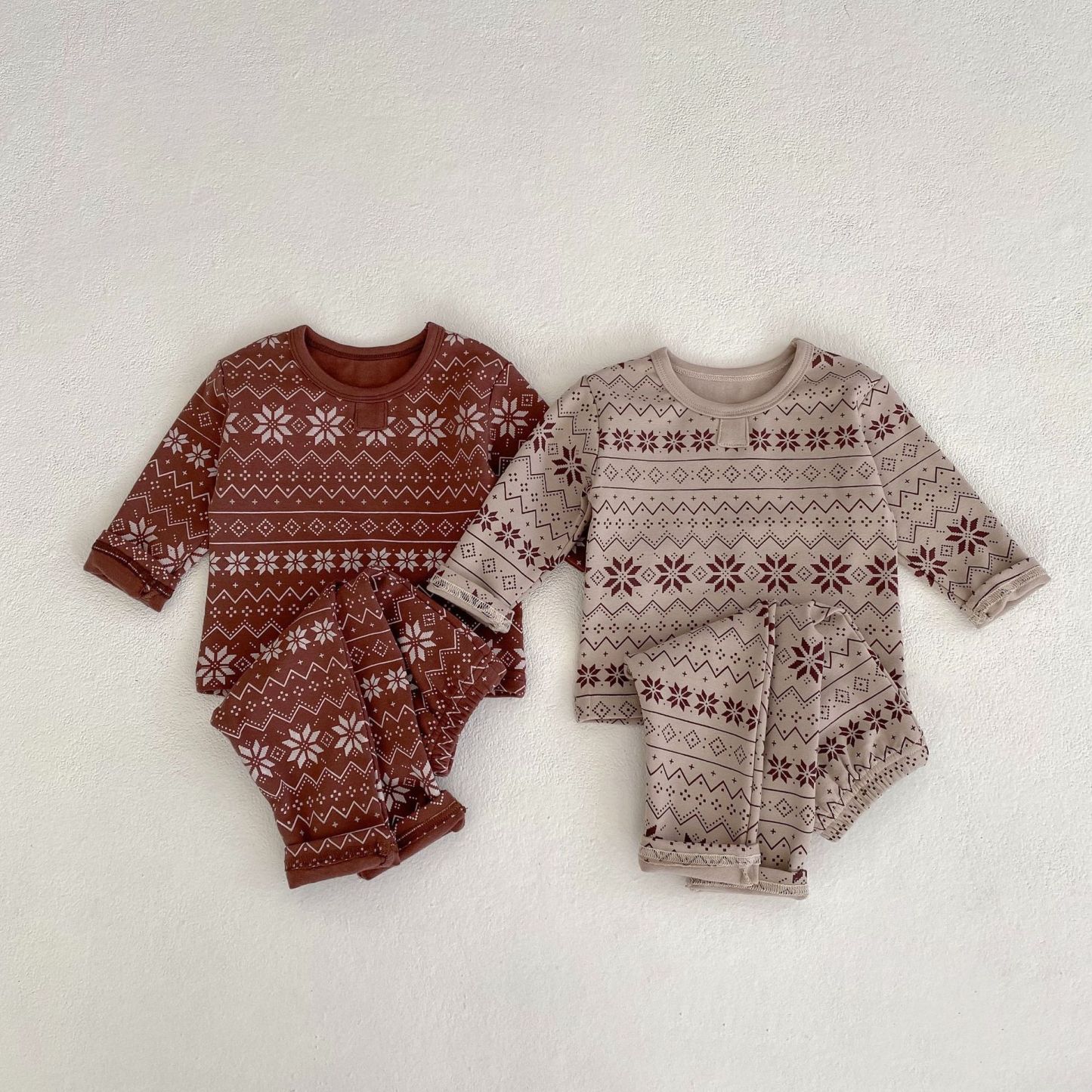 Baby Toddler Boy/Girl Christmas Style Allover Snowflakes Pattern Long Sleeve Sweatshirt and Pants Set-kissminis