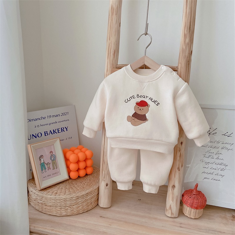 Baby Boy/Girl Winter Bear and Letter Print Long Sleeve Fluff Sweatshirt with Pants Set-kissminis