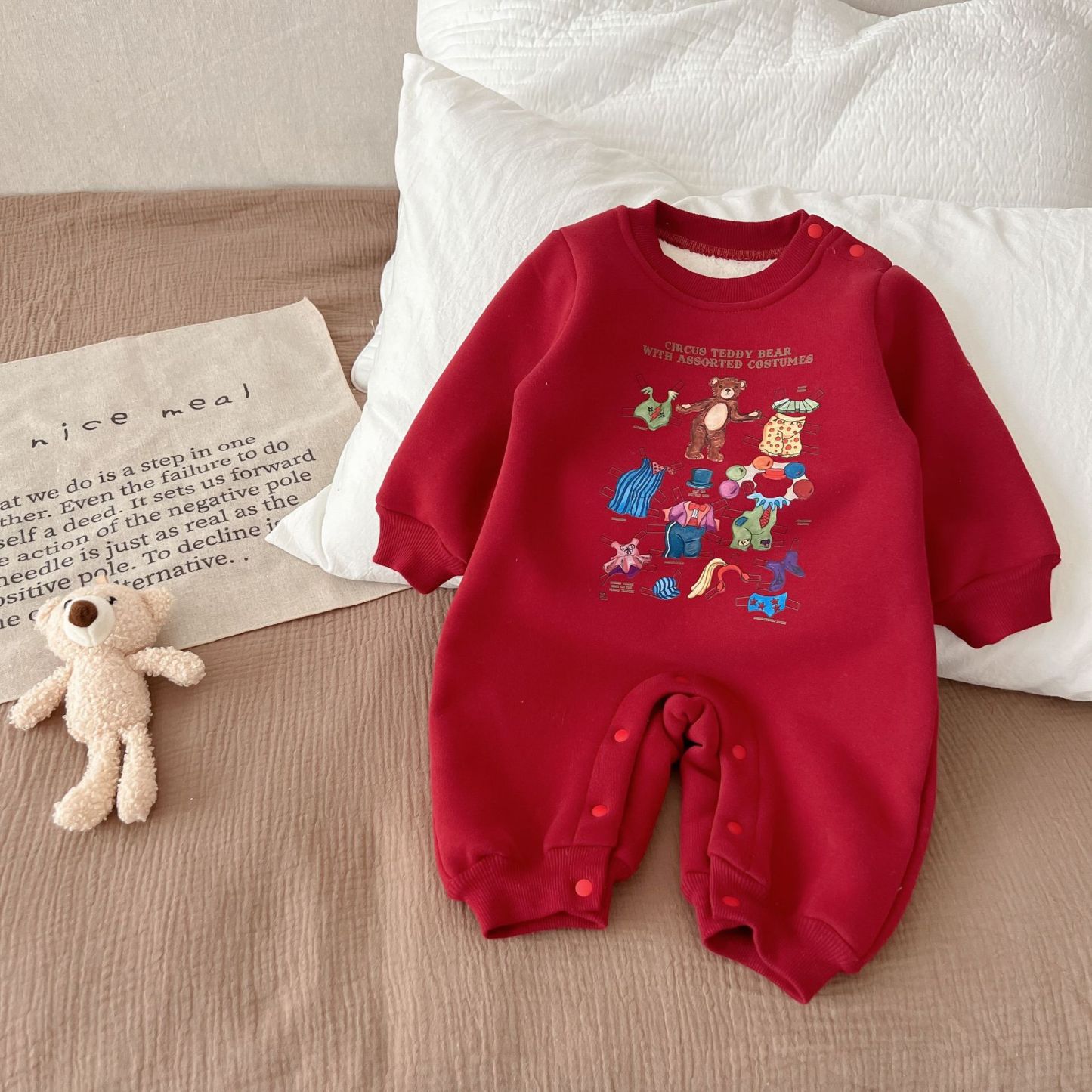 INS Baby Cartoon Bear Print Plush Romper -kissminis