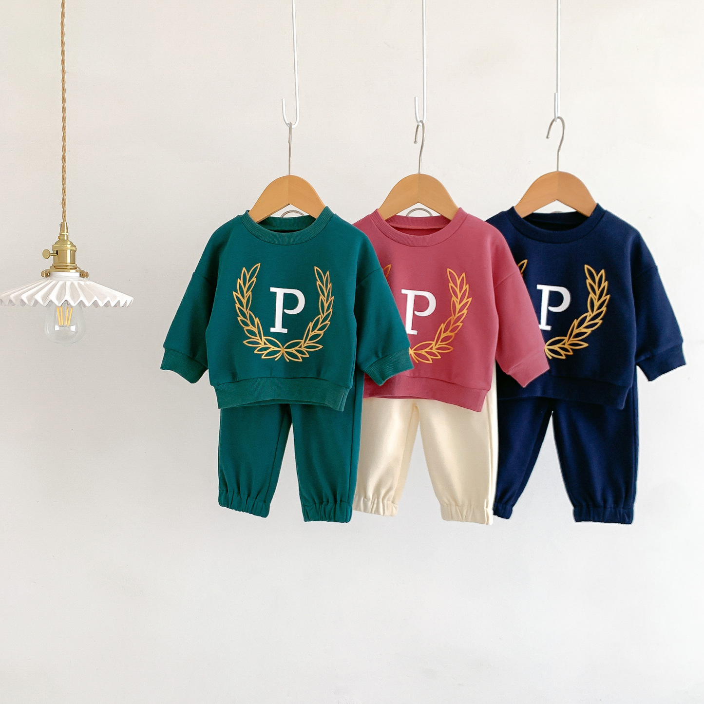 2pcs Baby Boy/Girl Letter Print Long Sleeve Sweatshirt with Pants Set-kissminis