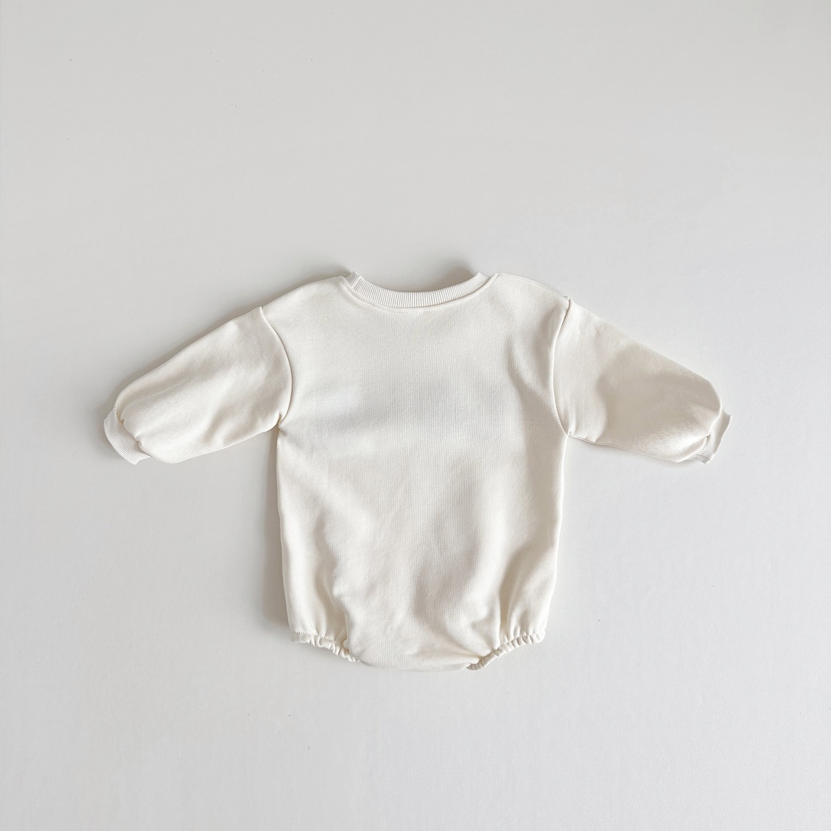 Baby ‘LOVE’ Print Long Sleeve Bodysuit-kissminis