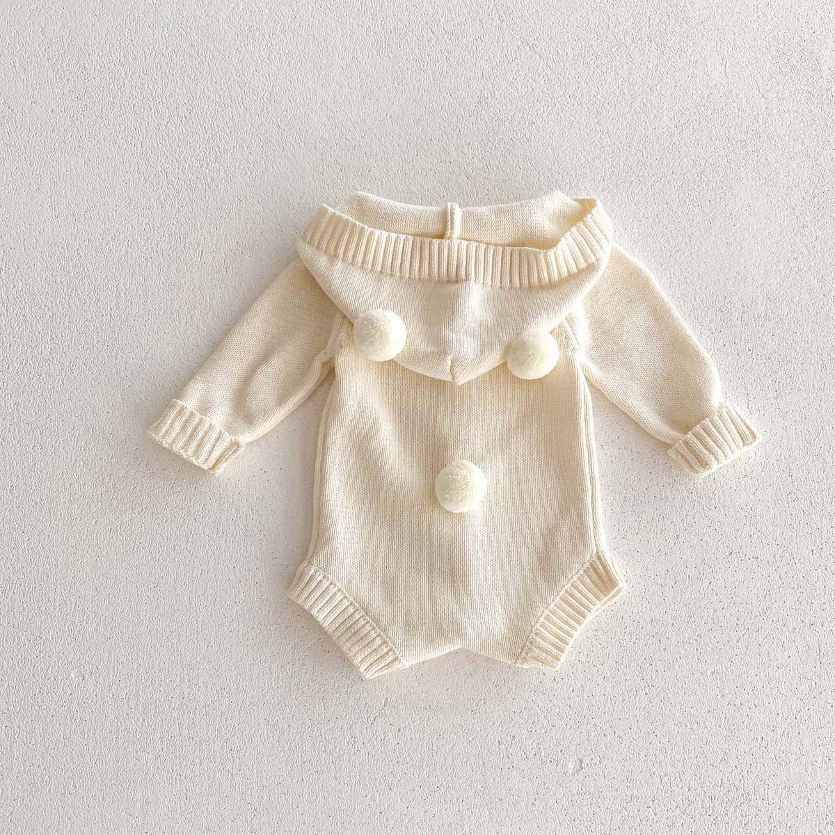 Baby Boy/Girl Cute Bear Design Solid Color Knitted Long Sleeve Bodysuit-kissminis