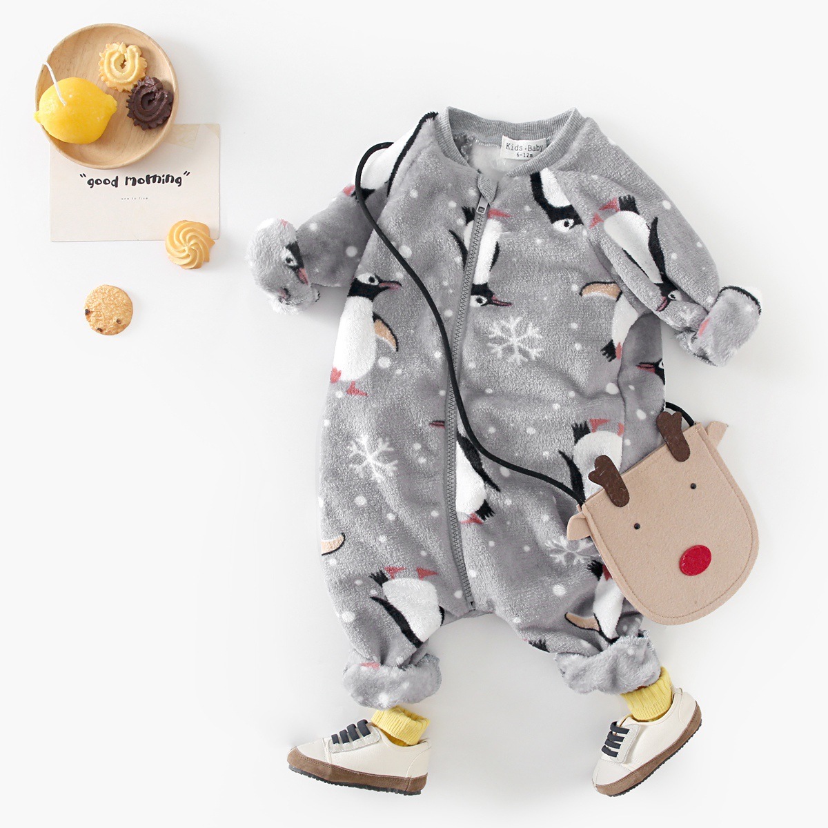 Baby Boy/Girl Allover Penguins and Snowflakes Pattern Thicken Long Sleeve Romper-kissminis