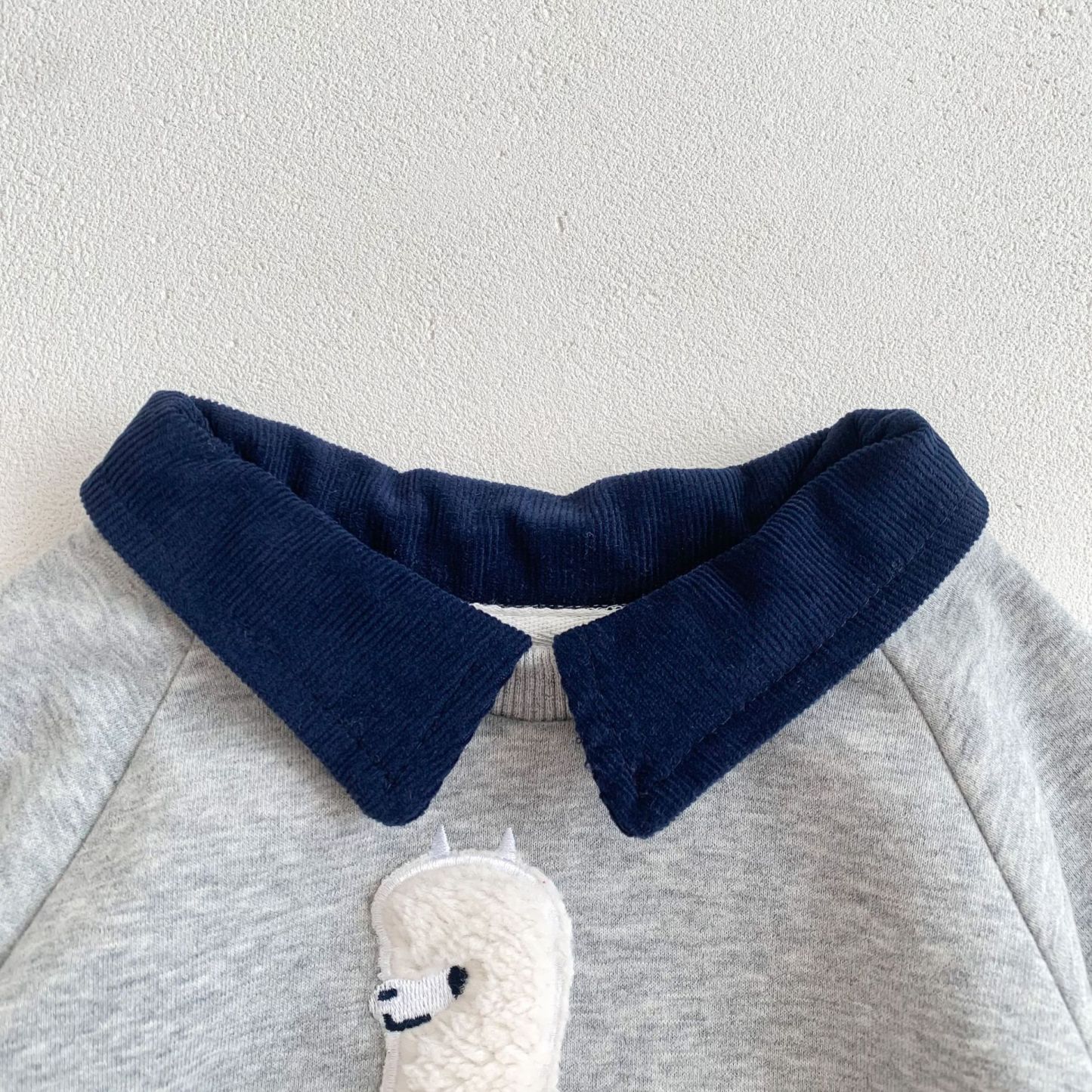 2pcs Baby Boy/Girl Cute Alpaca Graphic Long Sleeve Sweatshirt with Pants Set-kissminis