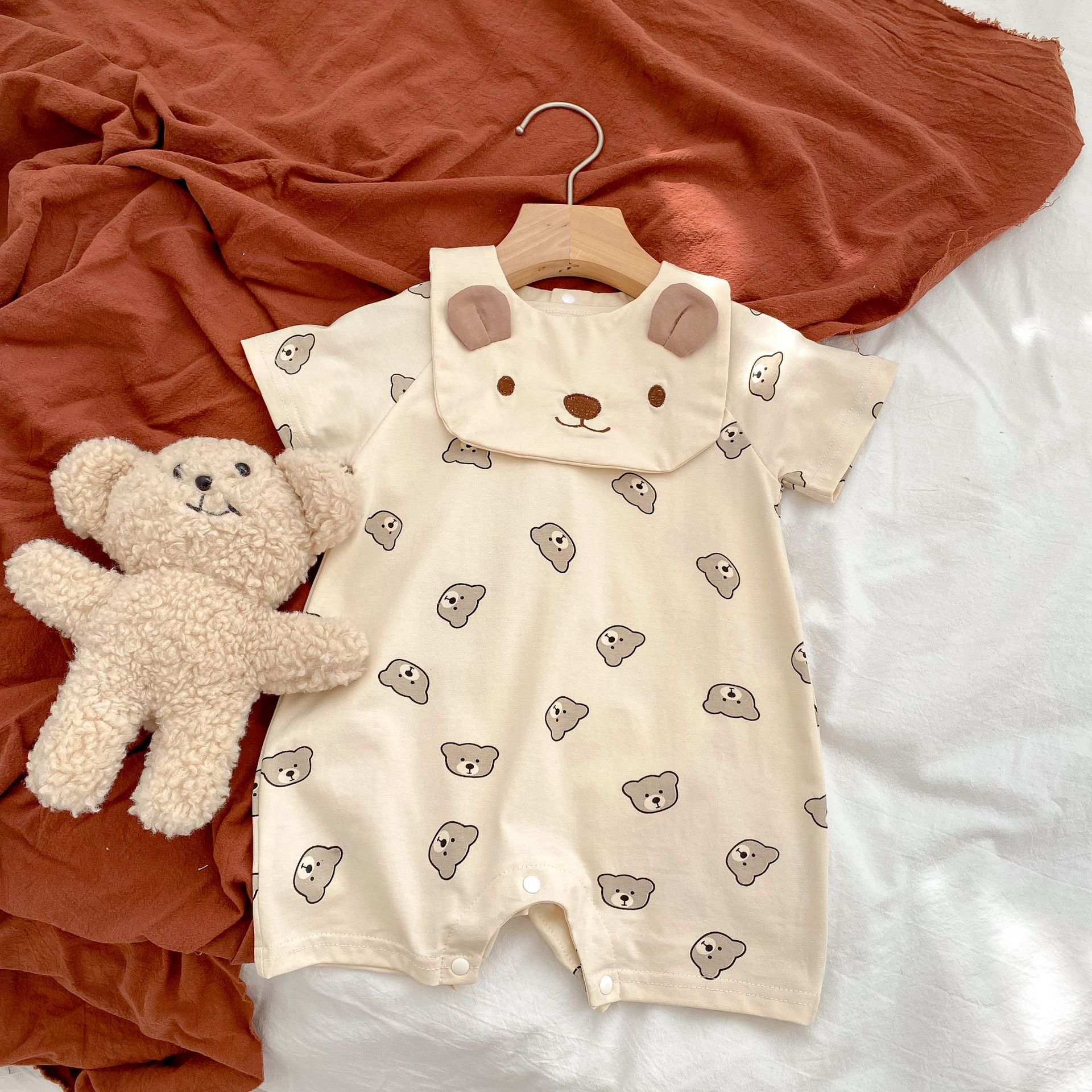 2pcs Baby Bear Romper with Removable Towel Set-kissminis