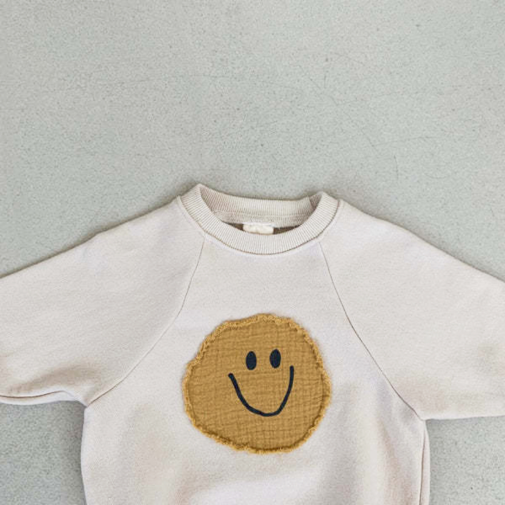 Newborn Baby Boy/Girl Smiling Face Patch Long Sleeve Casual Bodysuit