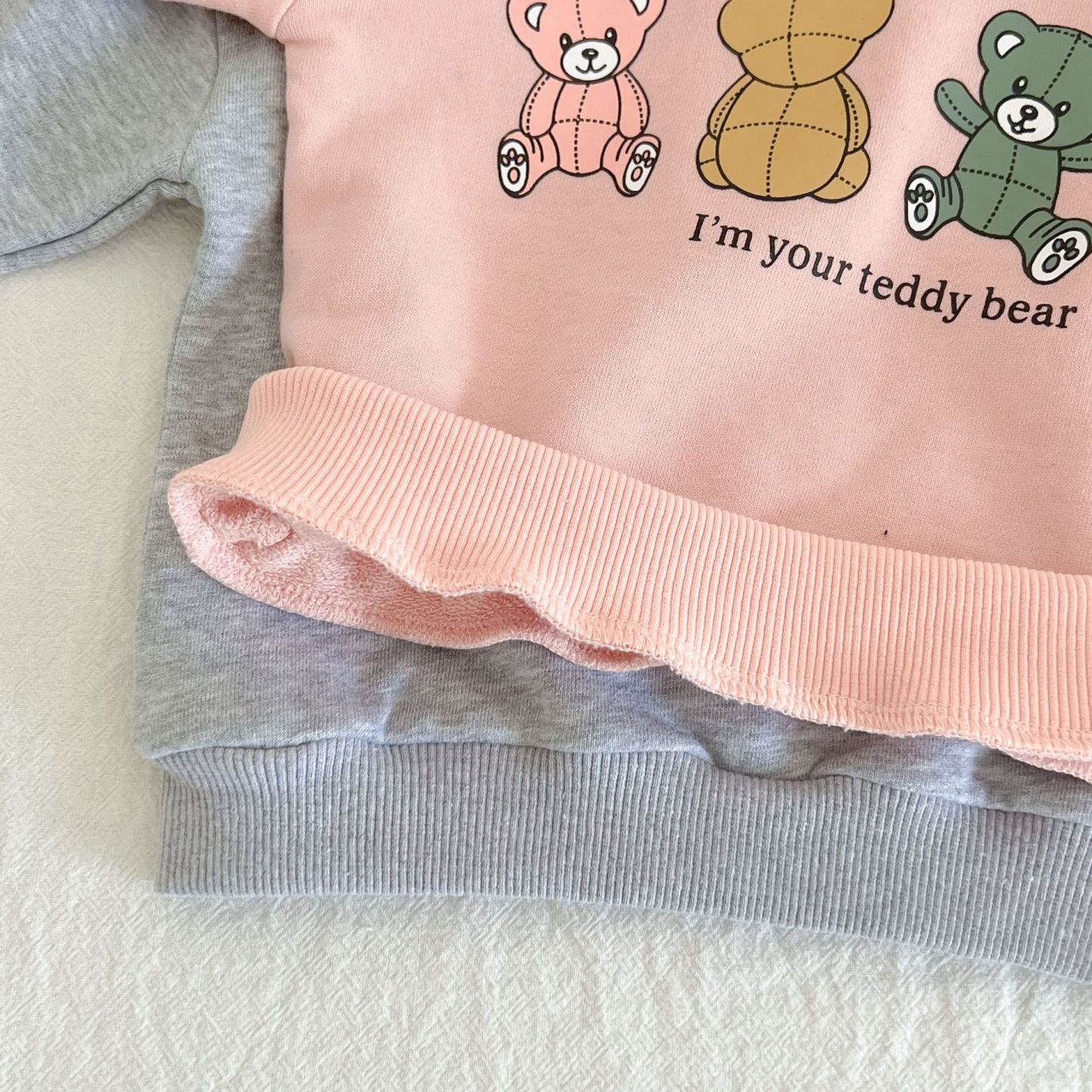 Baby Bear and Letter Pattern Sweatshirt-kissminis