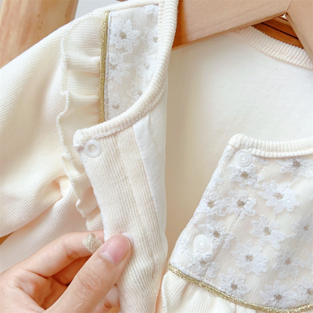 Baby Girl Cute Princess Style Solid Color Allover Flower Embroider Long Sleeve Romper-kissminis