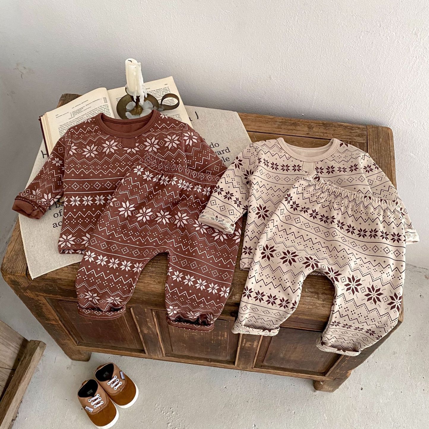 Baby Toddler Boy/Girl Christmas Style Allover Snowflakes Pattern Long Sleeve Sweatshirt and Pants Set-kissminis