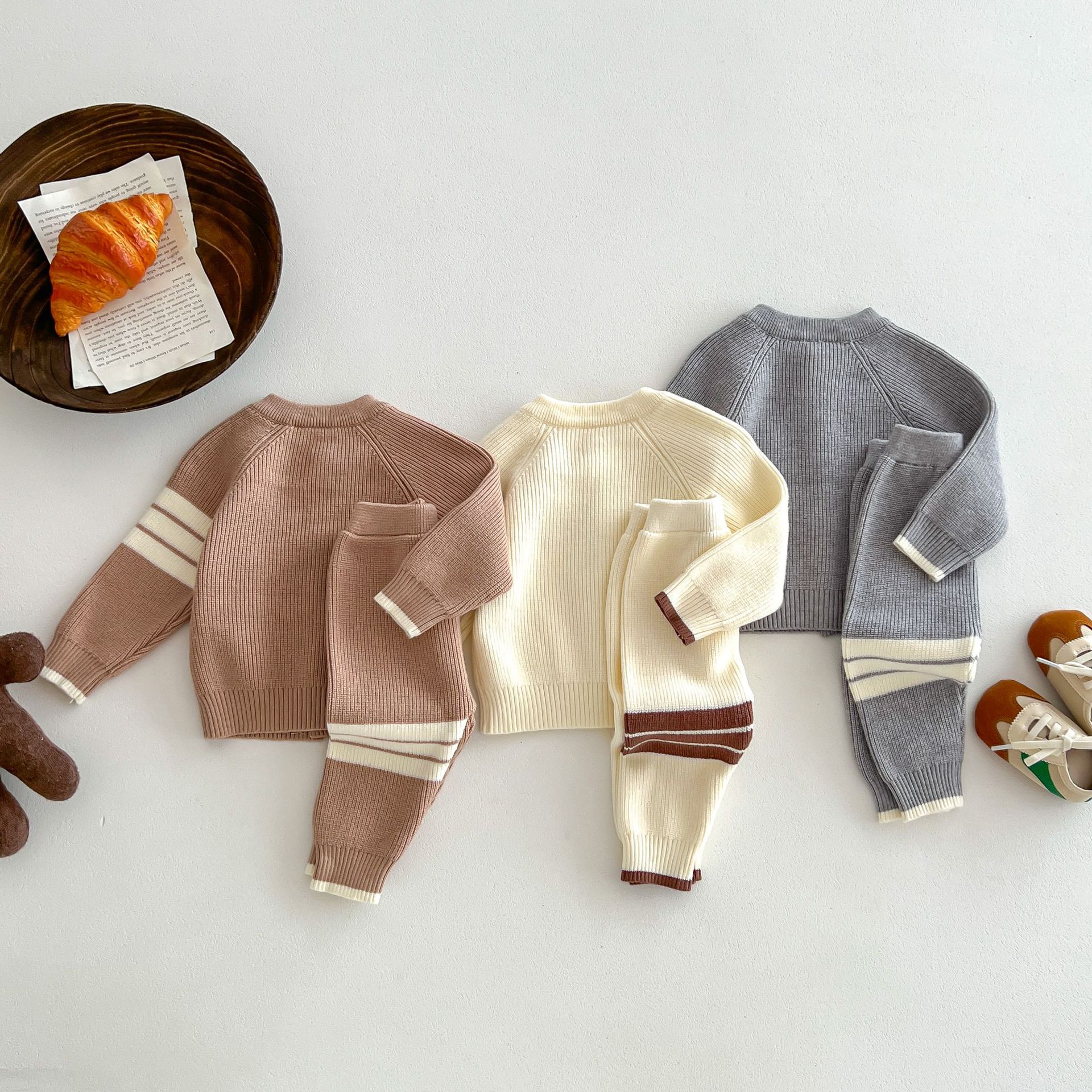 2pcs Baby Boy/Girl Stripe Graphic Knit Long Sleeve Cardigan and Pants Set-kissminis