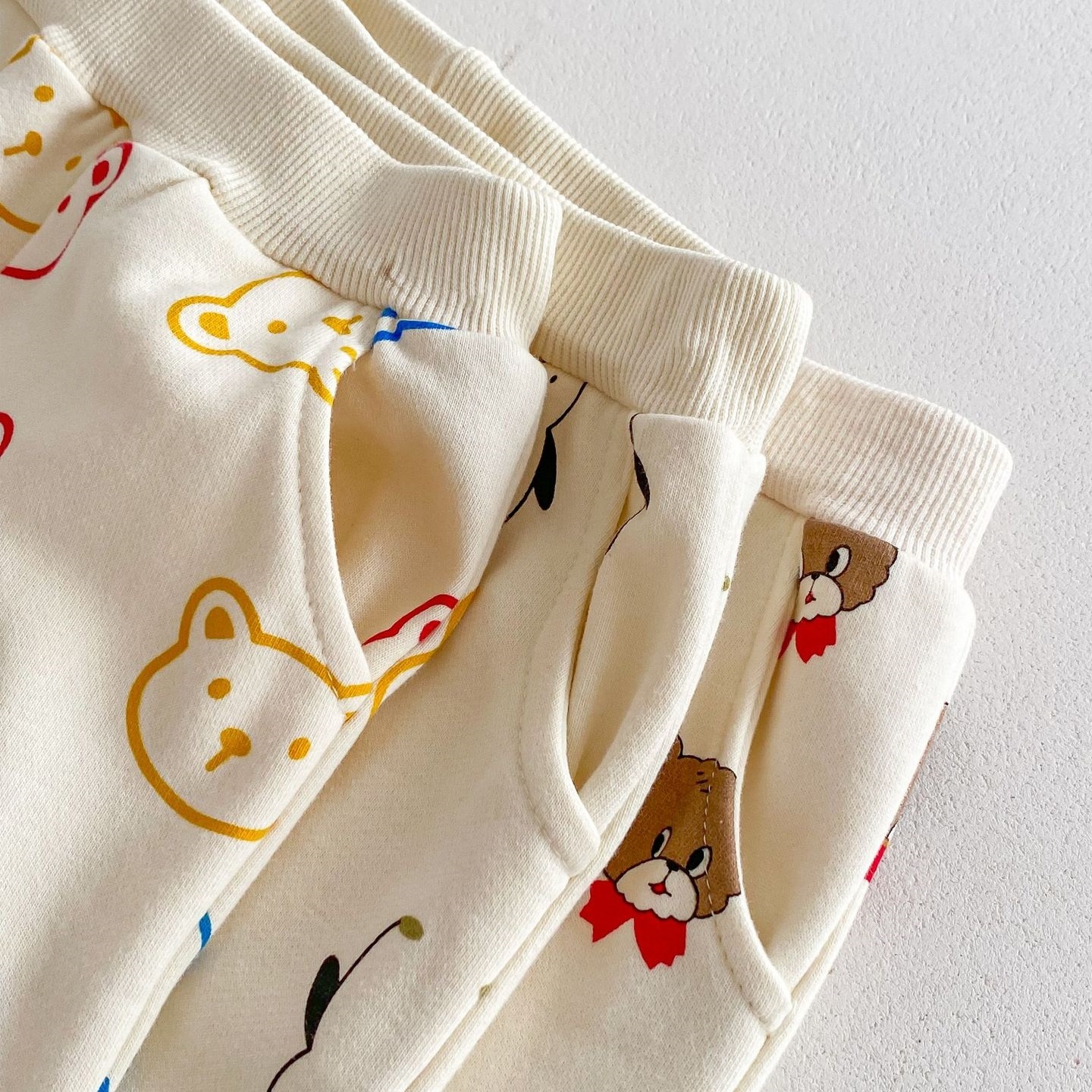 2pcs Baby Boy/Girl Cartoon Print Sweatshirt and Pant Set-kissminis