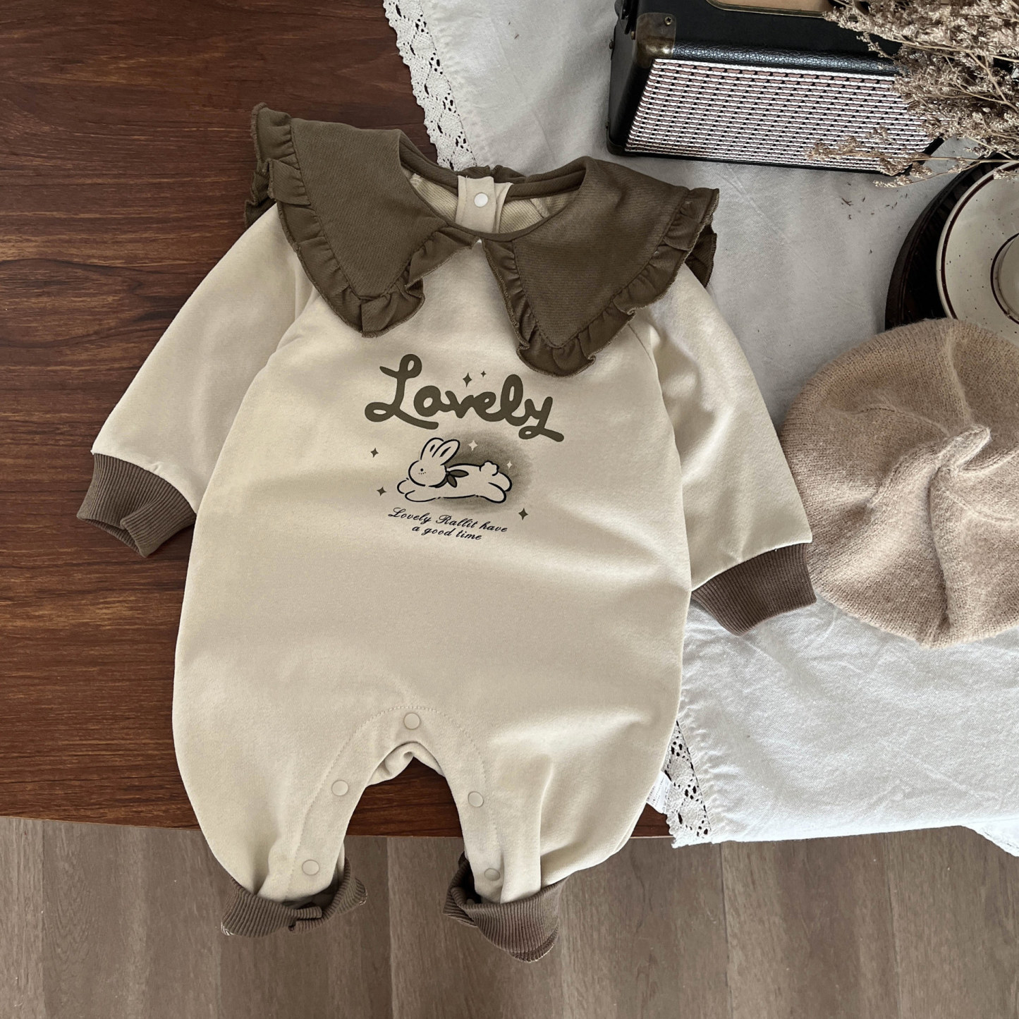 Baby Girl Lovely Rabbit Graphic Romper-kissminis
